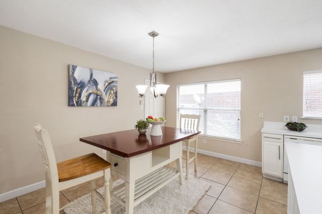 905 Valleybrook Drive, Lewisville, TX 75067