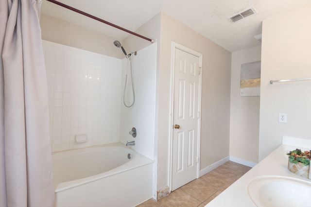 905 Valleybrook Drive, Lewisville, TX 75067