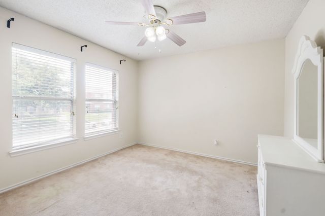 905 Valleybrook Drive, Lewisville, TX 75067
