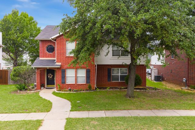 905 Valleybrook Drive, Lewisville, TX 75067