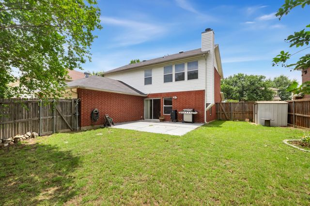 905 Valleybrook Drive, Lewisville, TX 75067