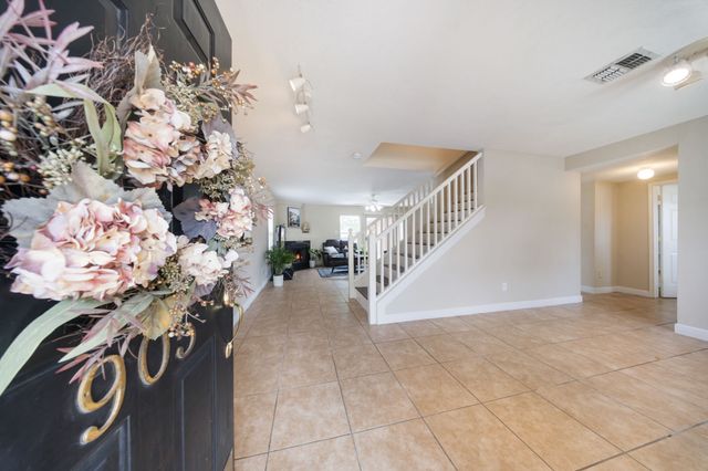 905 Valleybrook Drive, Lewisville, TX 75067