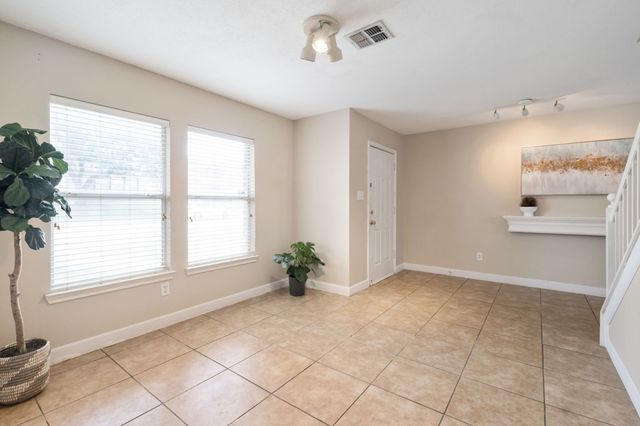 905 Valleybrook Drive, Lewisville, TX 75067