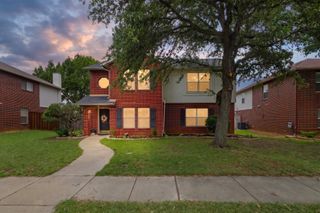 905 Valleybrook Drive, Lewisville, TX 75067