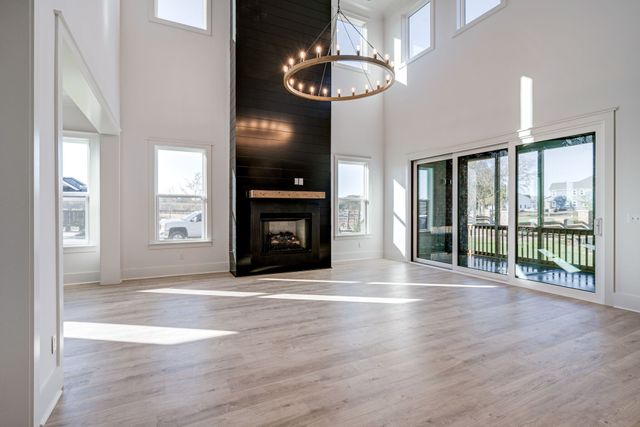 5009 Fairhaven Cir, Thompsons Station, TN 37179