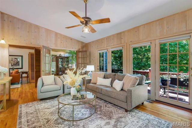 18525 Sassafras Place Drive, Wildwood, MO 63038