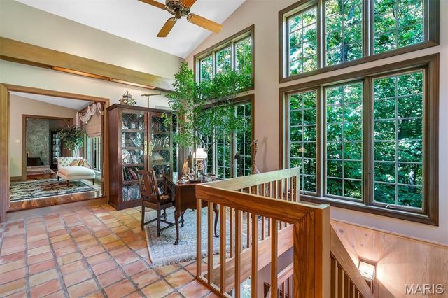 18525 Sassafras Place Drive, Wildwood, MO 63038