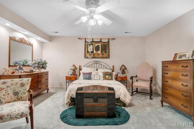 18525 Sassafras Place Drive, Wildwood, MO 63038
