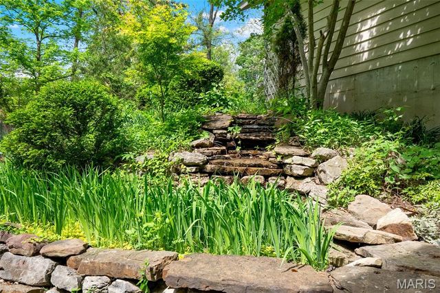 18525 Sassafras Place Drive, Wildwood, MO 63038