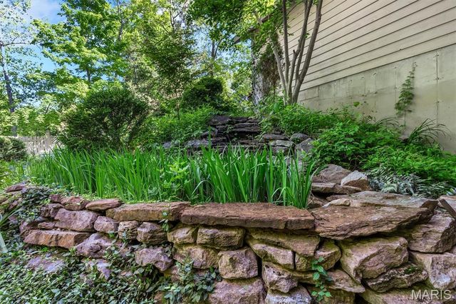 18525 Sassafras Place Drive, Wildwood, MO 63038