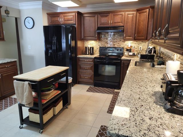702 SW Belmont Circle, Port St. Lucie, Port St Lucie, FL 34953