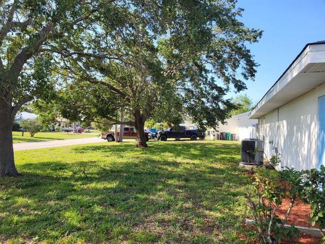 702 SW Belmont Circle, Port St. Lucie, Port St Lucie, FL 34953