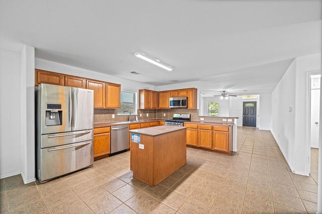 7207 Highland Oak Court, Richmond, TX 77407
