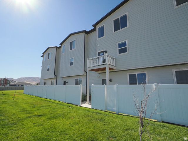 699 E RYEGRASS DR, Eagle Mountain, UT 84005