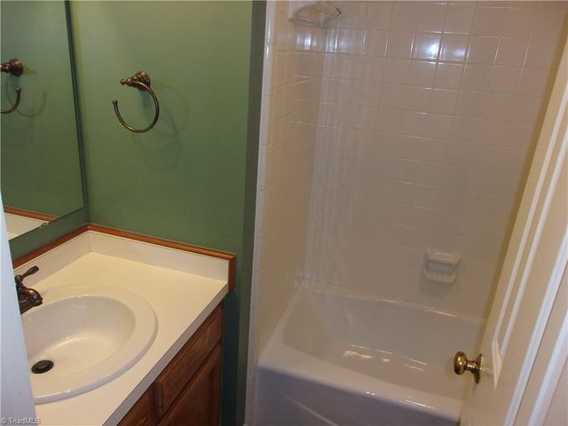 3225 Cypress Park Road D, Greensboro, NC 27407