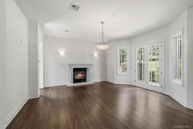 4 Katavolos Drive, Tomkins Cove, NY 10986