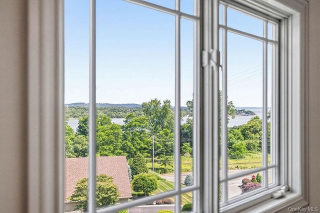 4 Katavolos Drive, Tomkins Cove, NY 10986