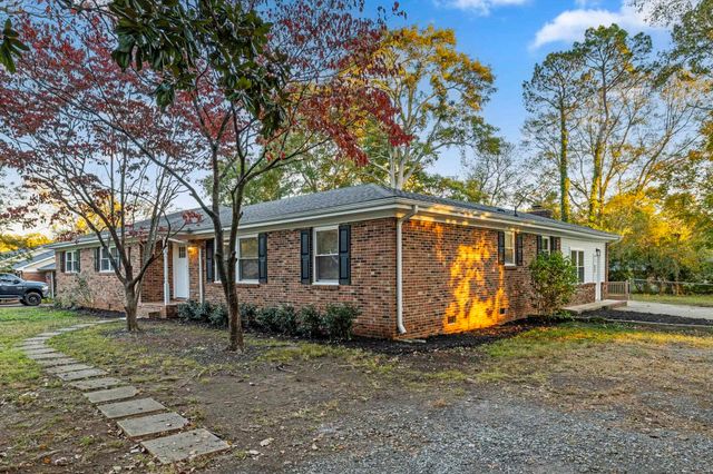104 Sunline Place, Spartanburg, SC 29307