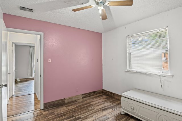 409 Nathan Street, Burleson, TX 76028