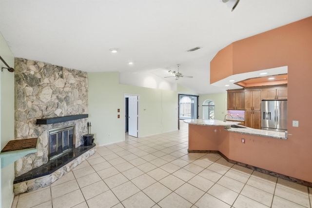 381 SW Lucero Drive, Port St Lucie, FL 34983