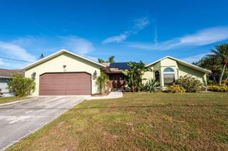381 SW Lucero Drive, Port St Lucie, FL 34983