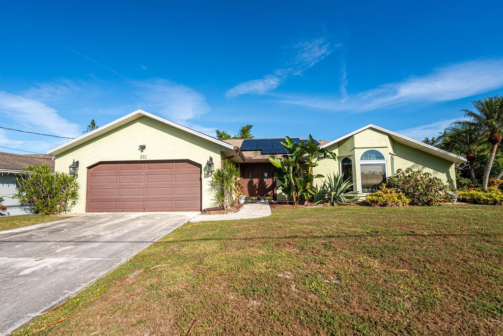 381 SW Lucero Drive, Port St Lucie, FL 34983