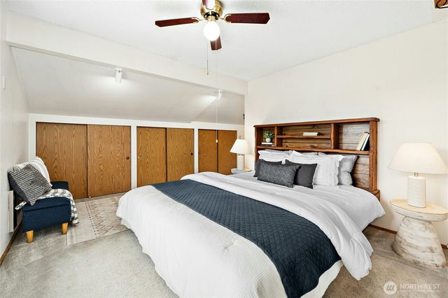 15725 88th Avenue Ct E, Puyallup, WA 98375