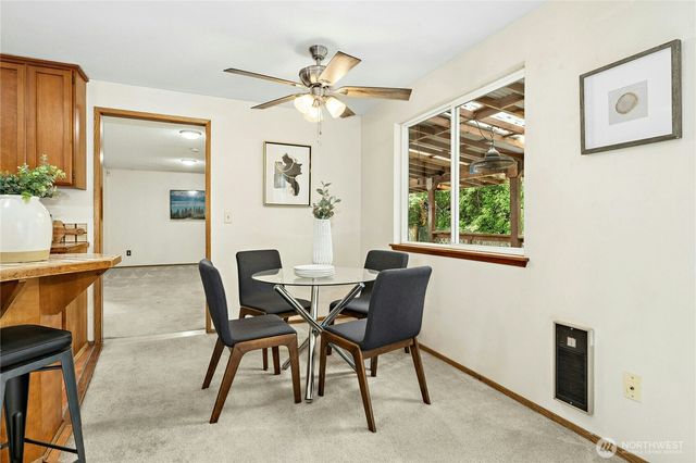 15725 88th Avenue Ct E, Puyallup, WA 98375