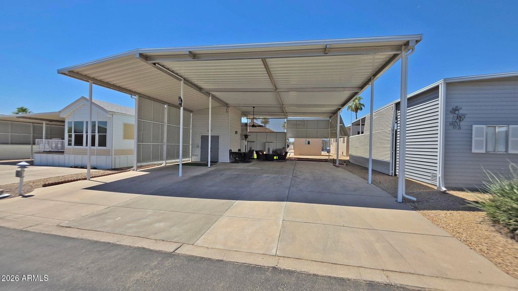 17200 W BELL Road 515, Surprise, AZ 85374 — exterior