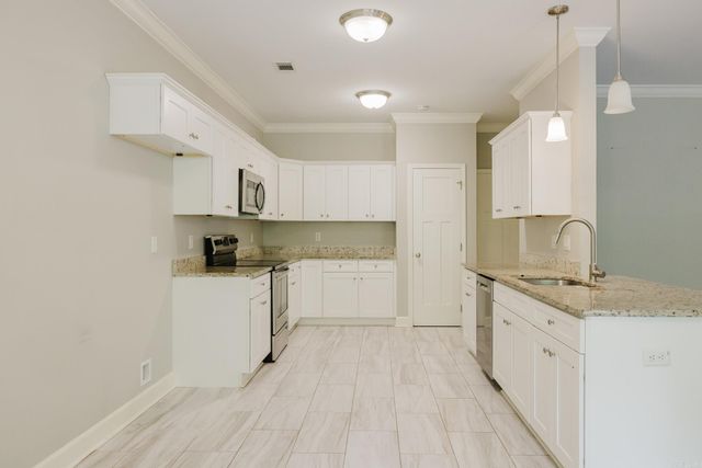4512 Western Woods Drive, Benton, AR 72015