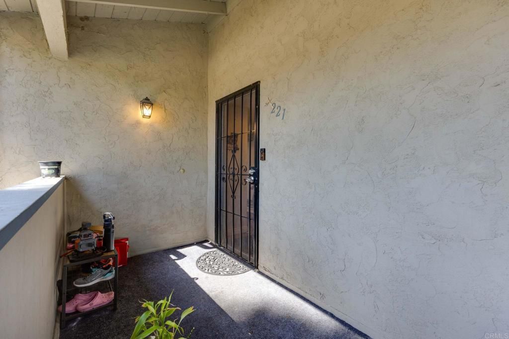 221 Stage Coach Road, Oceanside, CA 92057 — photo 4