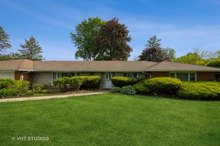 1715 W Main Street, Sleepy Hollow, IL 60118