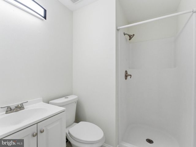 47 PINEWOOD LN, Sicklerville, NJ 08081