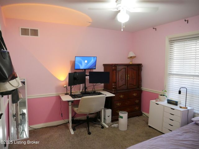 7220 Oakburn Dr, Louisville, KY 40258