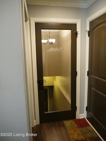 7220 Oakburn Dr, Louisville, KY 40258