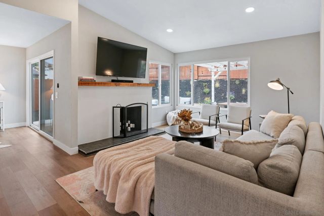 6832 Lazy Clouds, San Diego, CA 92120