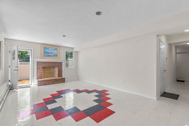 24 Bluff Ave, Mashpee, MA 02649