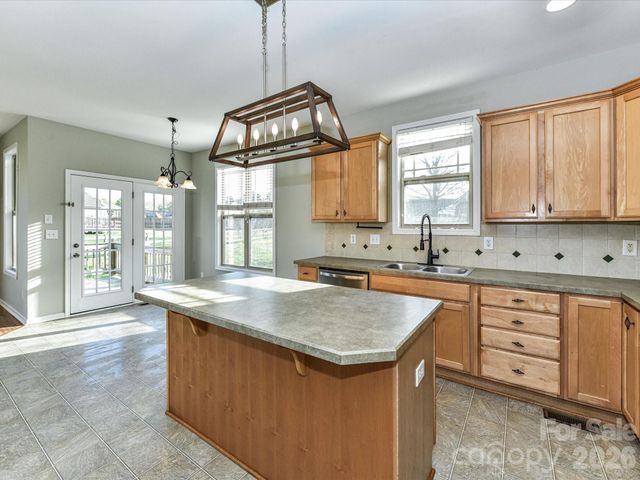 4120 Pumpkin Place, Monroe, NC 28110