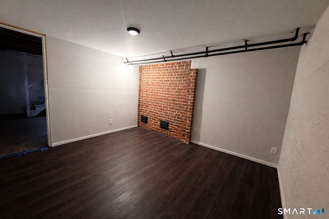 63 Park Road, Hamden, CT 06517