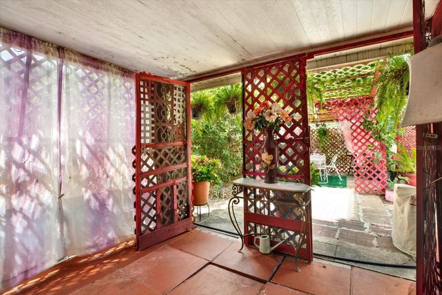 4737 LONGWOOD AVE, Holiday, FL 34690