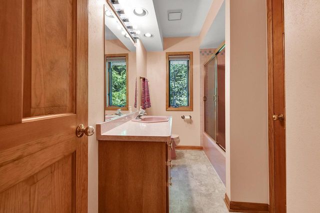 3430 Shorewood DRIVE, Racine, WI 53404