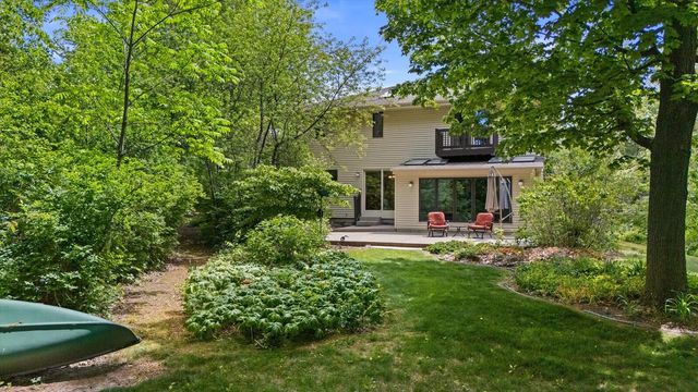 3430 Shorewood DRIVE, Racine, WI 53404