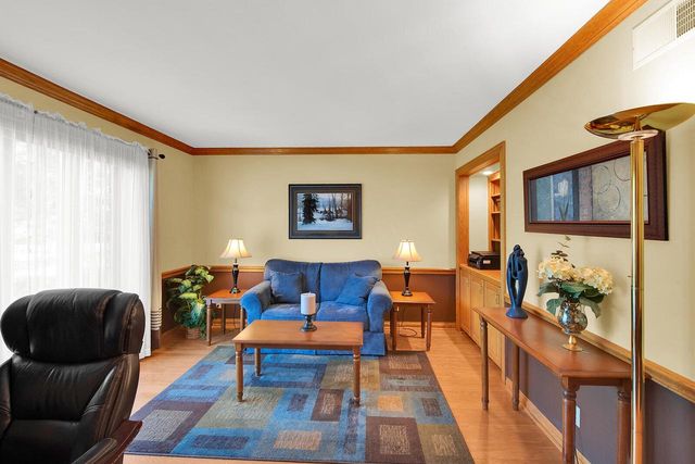 3430 Shorewood DRIVE, Racine, WI 53404