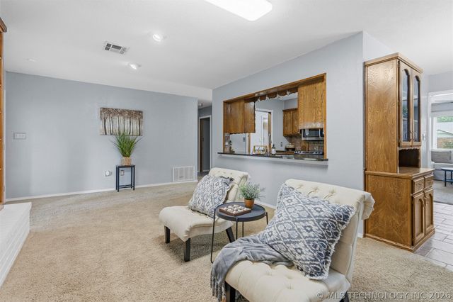 3133 Cardinal Drive, Ardmore, OK 73401
