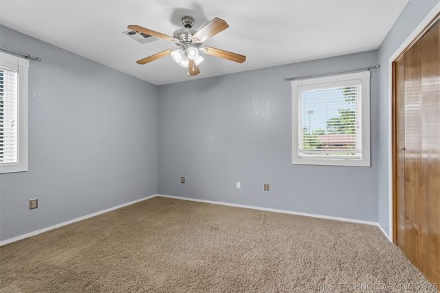 3133 Cardinal Drive, Ardmore, OK 73401