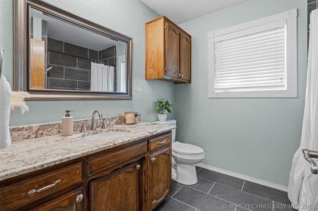 3133 Cardinal Drive, Ardmore, OK 73401