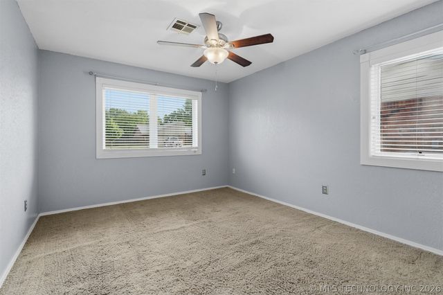 3133 Cardinal Drive, Ardmore, OK 73401