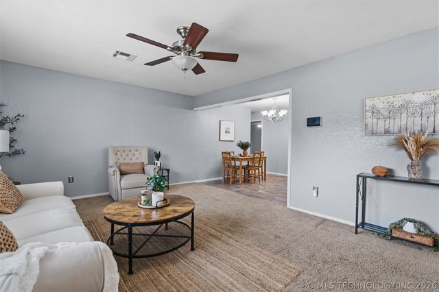 3133 Cardinal Drive, Ardmore, OK 73401