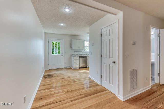 10 Pepper Ridge Court 10, Gray, TN 37615