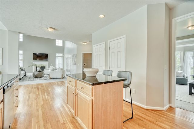 1300 Surrey Garden Way, Webster, NY 14580